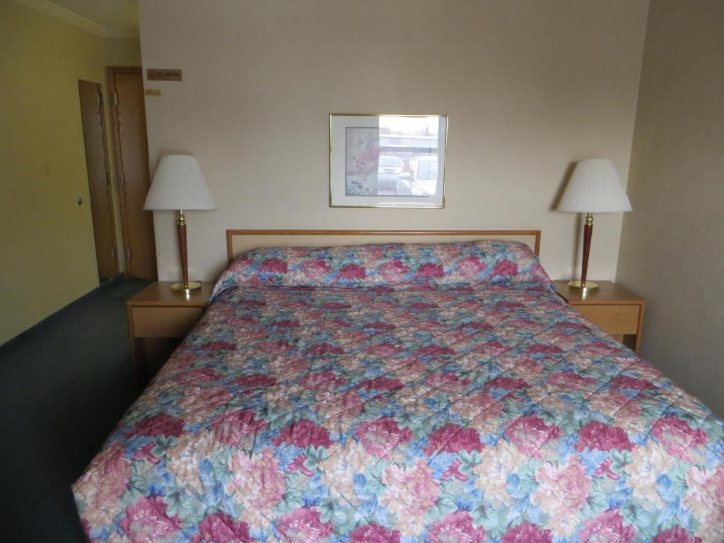 Homestyle Inn And Suites Springfield Habitación foto